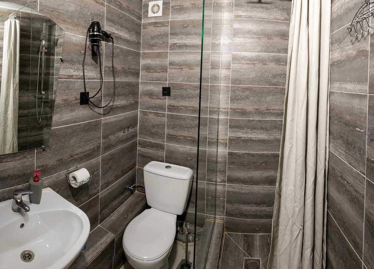 Sacvoyage Hotel Kiev Bagian luar foto