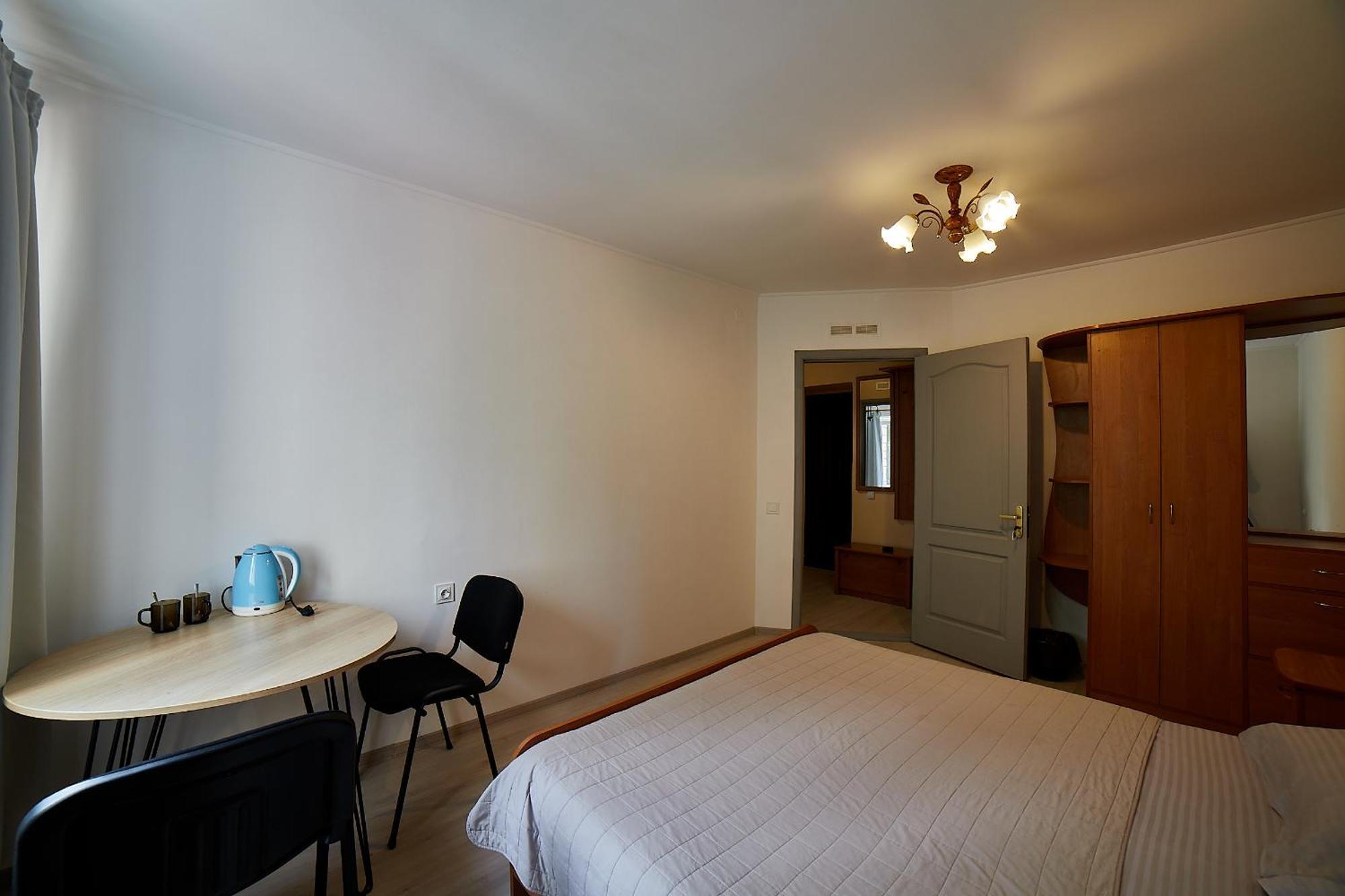 Sacvoyage Hotel Kiev Bagian luar foto